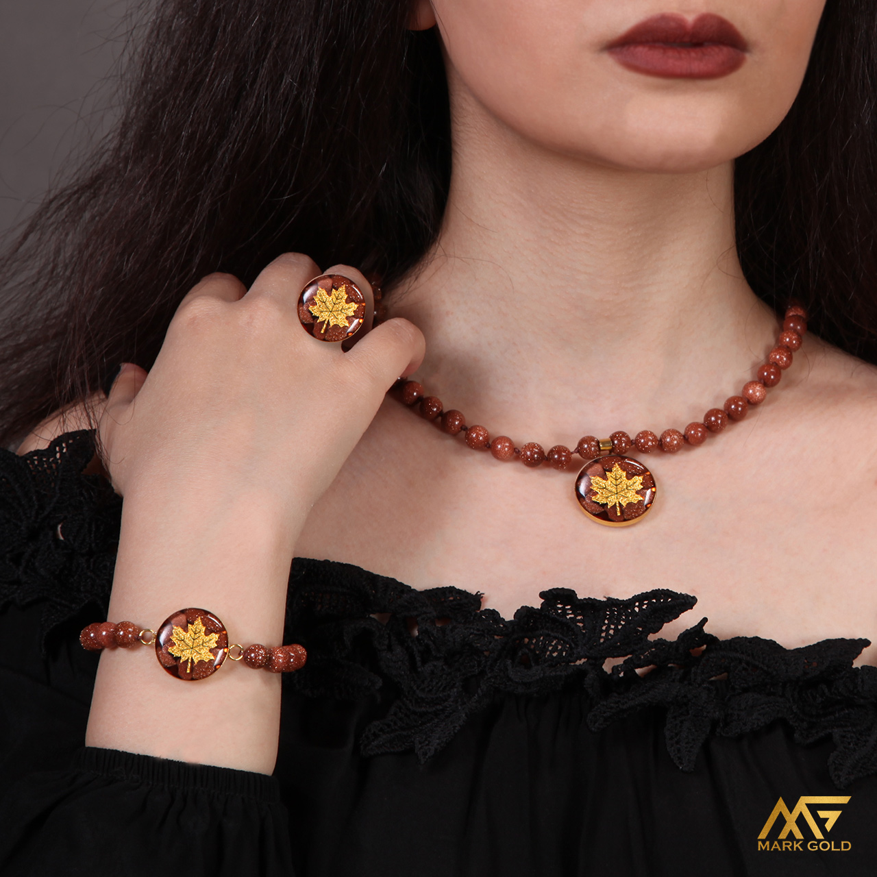 زیورآلات مناسب پاییز