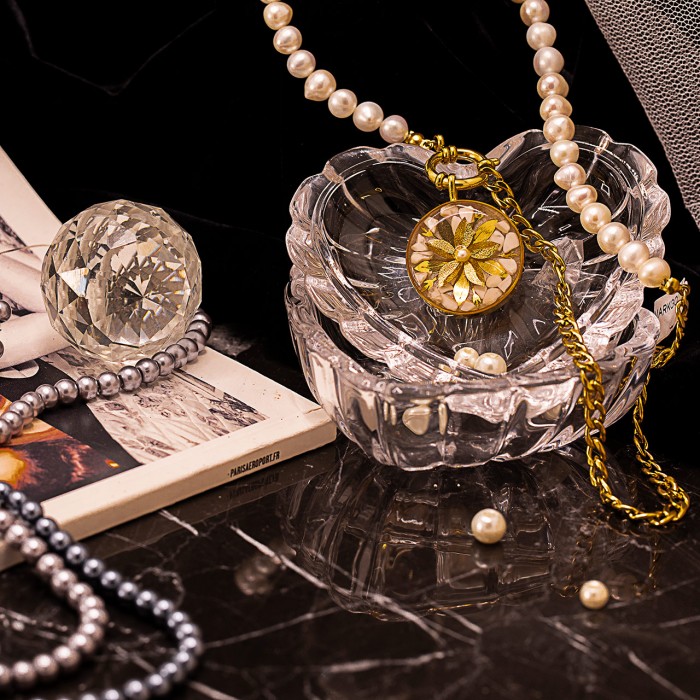 زیورآلات مارک گلد