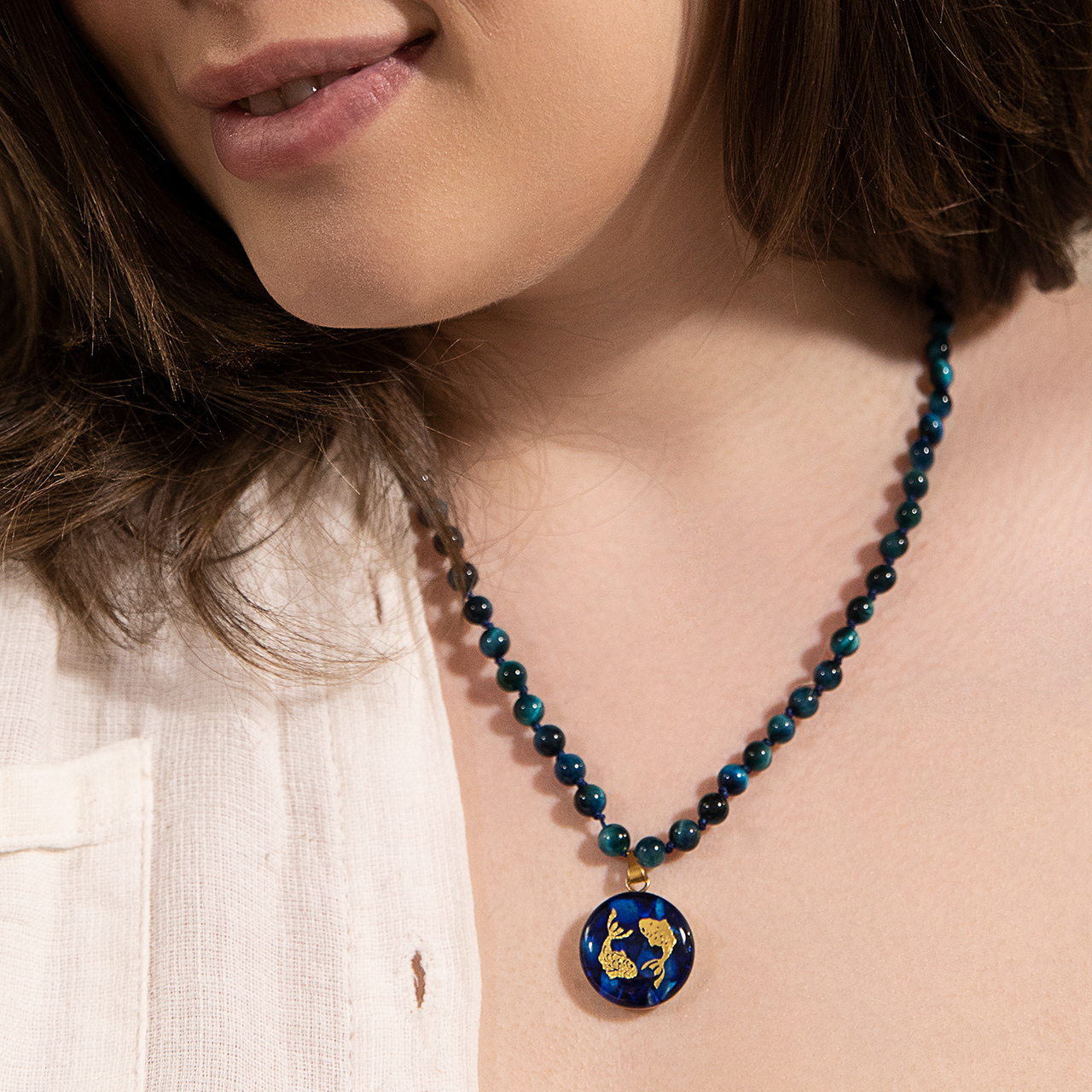 راهنمای انتخاب گردنبند اسپرت: چگونه زیورآلات روکش طلا مارک گلد را برای استایل روزانه انتخاب کنیم؟