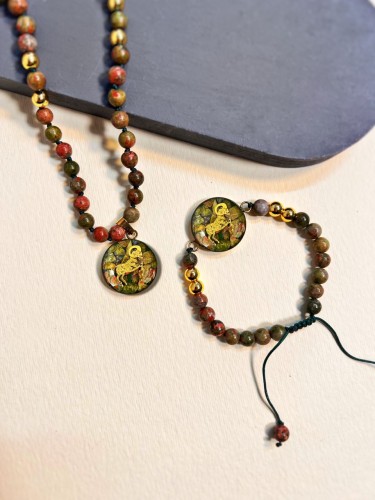 گردنبند دخترانه روکش طلا سری دیانا ماه تولد فروردین