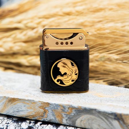 فندک چرم روکش طلا ماه تولد شهریور سری ونوس