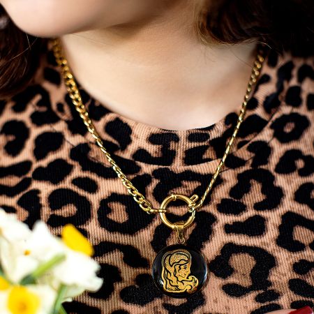 گردنبند دخترانه روکش طلا ماه تولد شهریور سری رویال