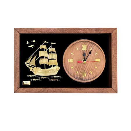 تابلو ساعت روکش طلا رومیزی طرح کشتی