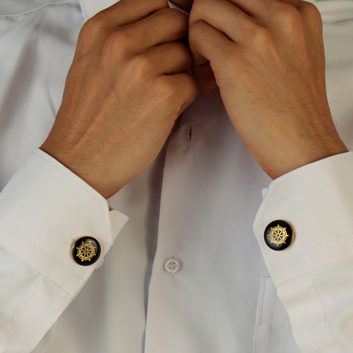 دکمه سردست روکش طلا طرح سکان کشتی