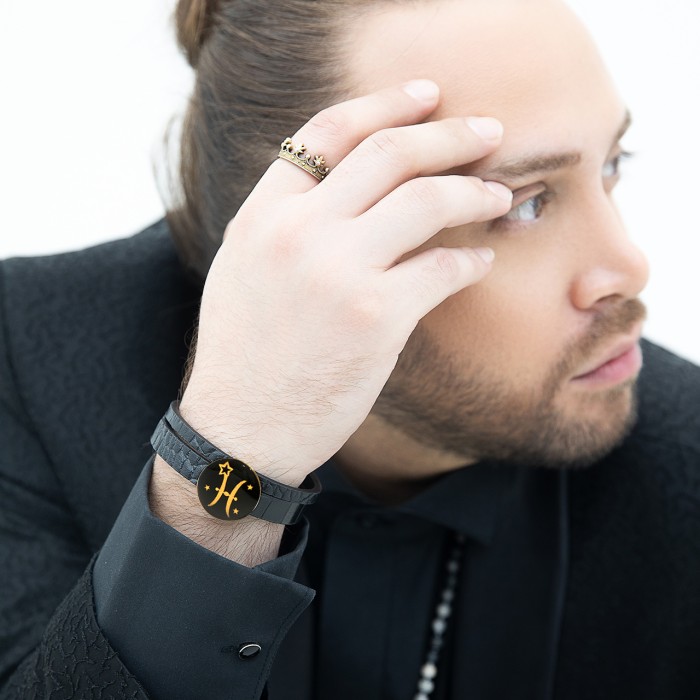 دستبند چرم روکش طلا ماه تولد اسفند سری یونانی