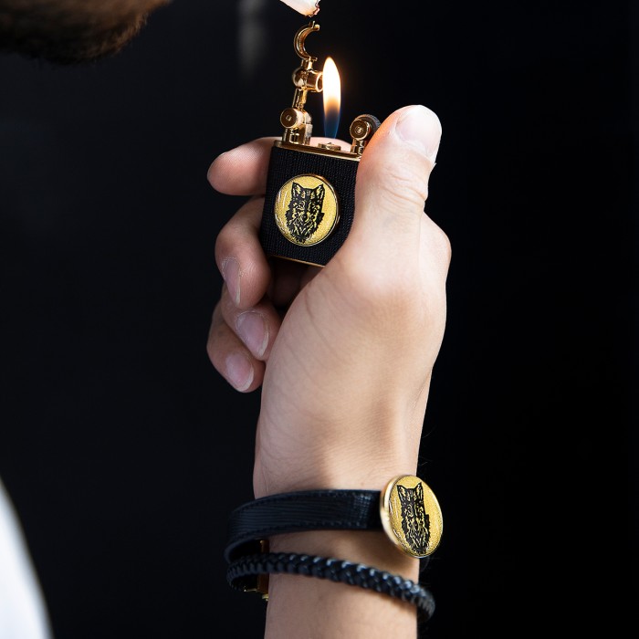 ست چرم هرمس روکش طلا طرح گرگ (Wolf) (دستبند چرم ، جاکلیدی و فندک)