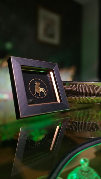 تابلو روکش طلا ماه تولد اردیبهشت سری ونوس