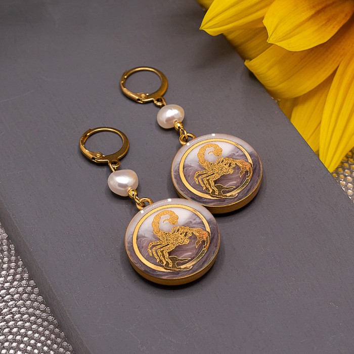 گوشواره دخترانه روکش طلا ماه تولد آبان سری آرام