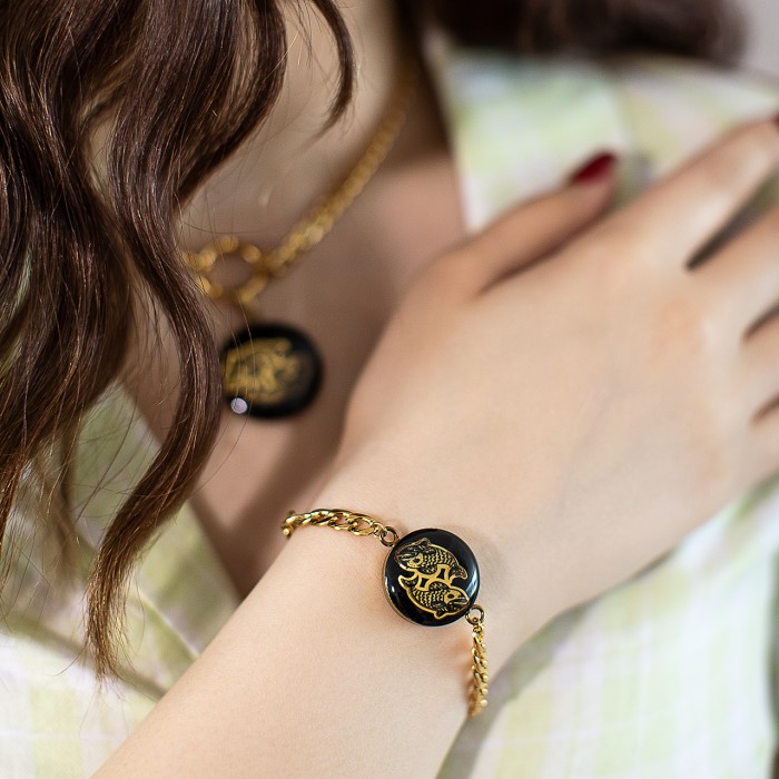 دستبند دخترانه روکش طلا ماه تولد اسفند سری رویال