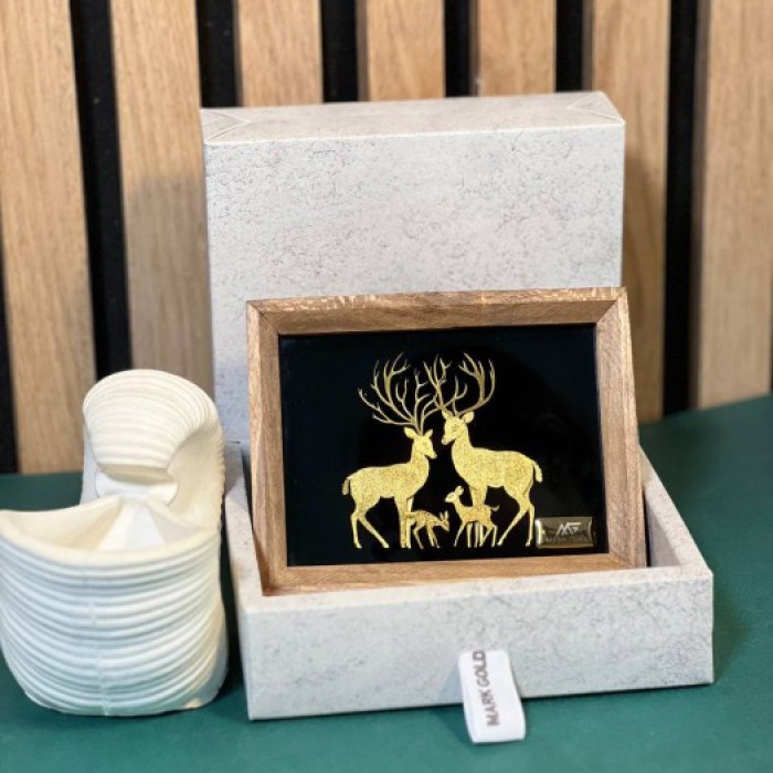 تابلو روکش طلا گوزن سری بامبو