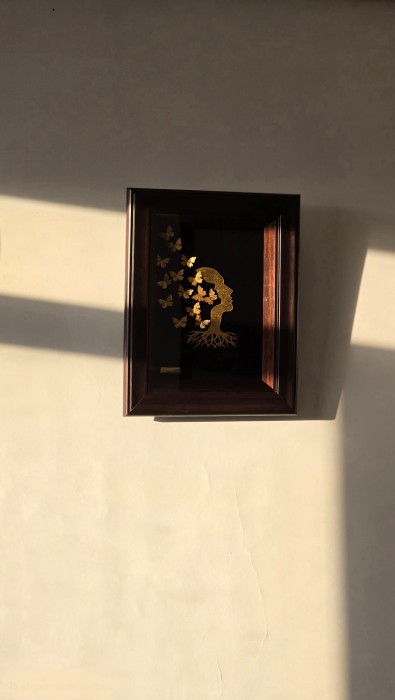 تابلو روکش طلا طرح ذهن زیبا