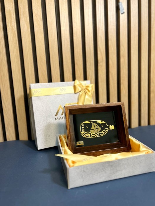 تابلو روکش طلا طرح یادگاری دریا