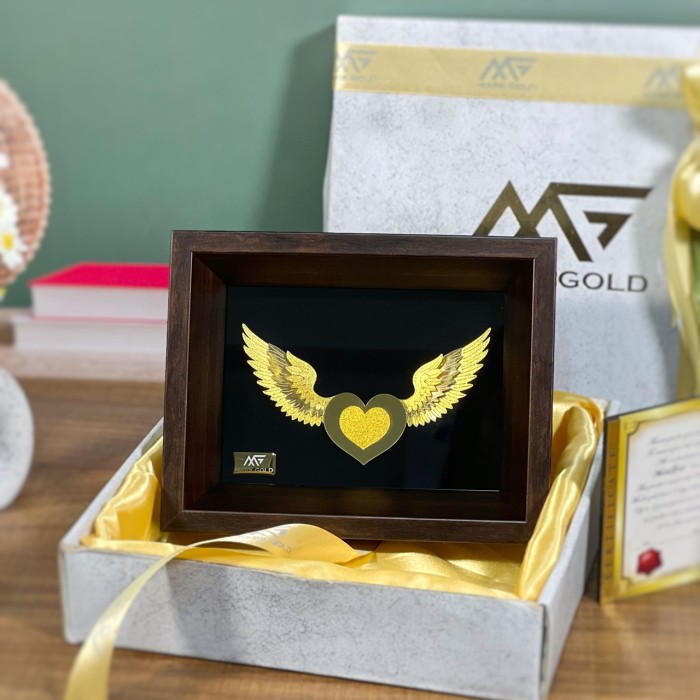 تابلو روکش طلا طرح قلب پرنده