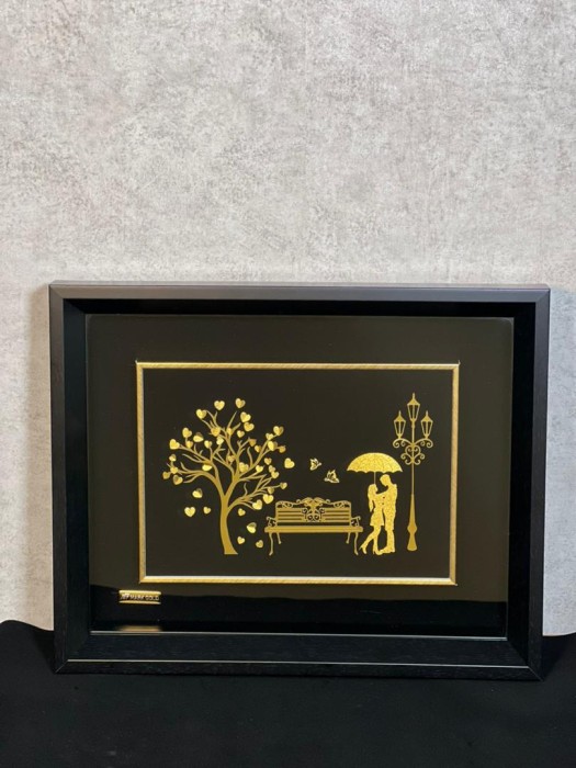 تابلو روکش طلا طرح عاشقانه