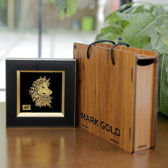 تابلو روکش طلا طرح تک شاخ