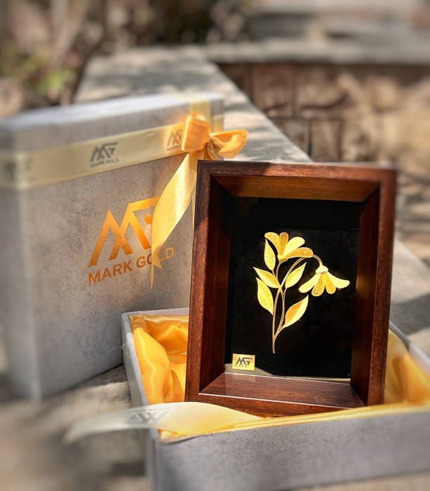 تابلو روکش طلا طرح یاسمن