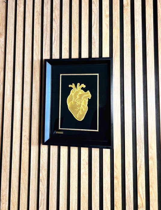 تابلو روکش طلا طرح قلب