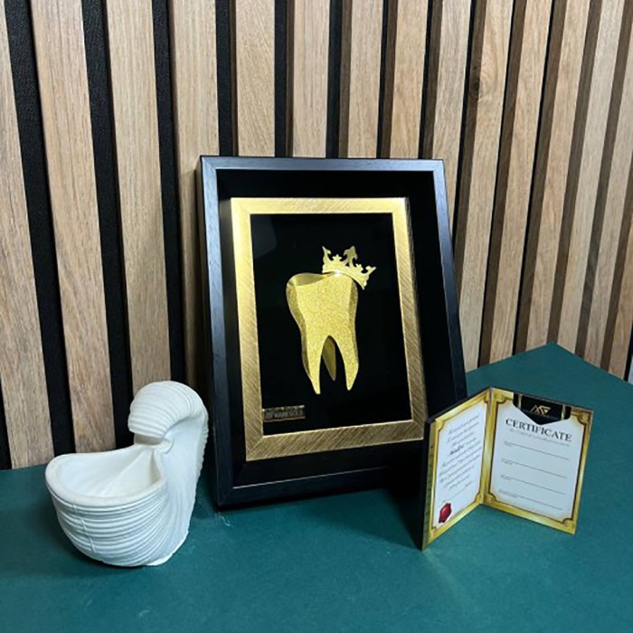 تابلو روکش طلا طرح دندان