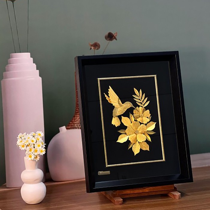 تابلو روکش طلا طرح تارا