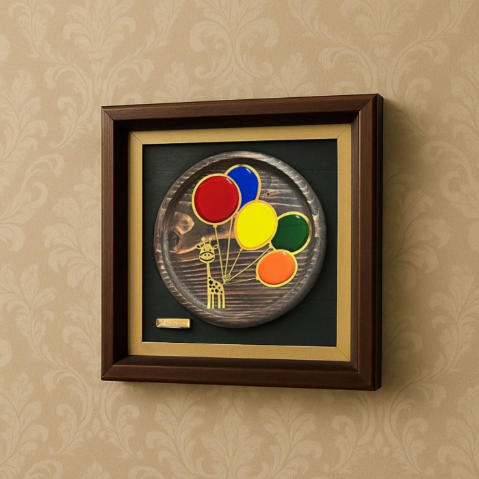 تابلو روکش طلا طرح زرافه بادکنکی