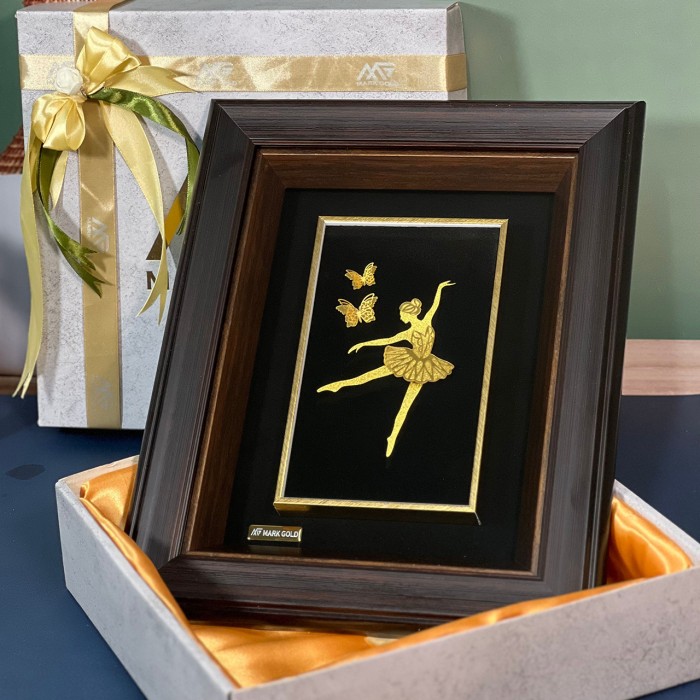 تابلو روکش طلا بالرین سه بعدی