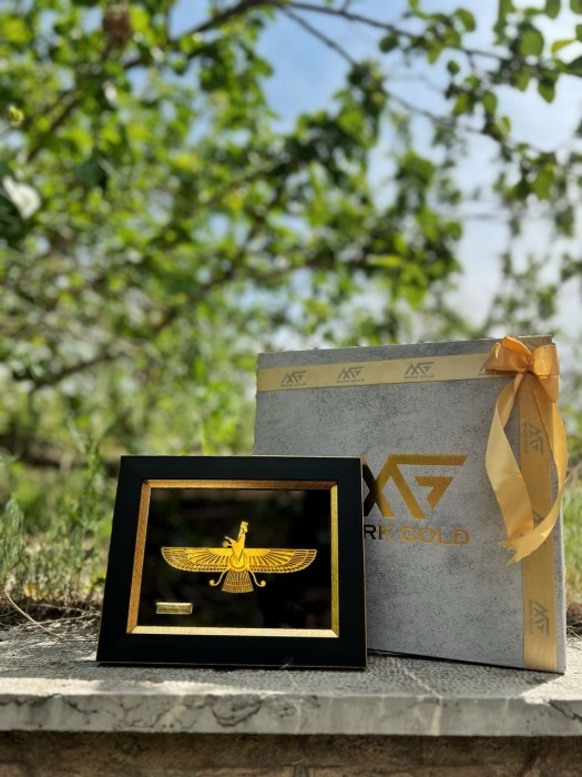 تابلو ورق طلا فروهر کوچک 