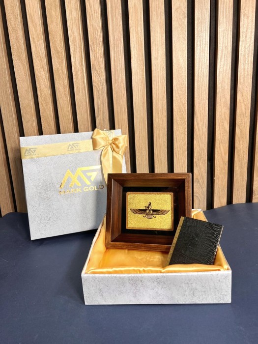 تابلو ورق طلا طرح فروهر