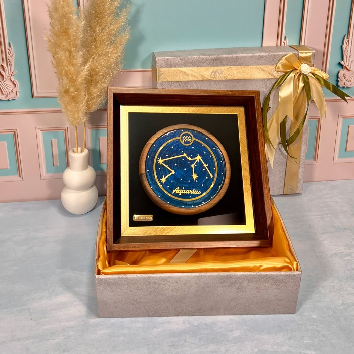 تابلو روکش طلا صورت فلکی ماه تولد بهمن