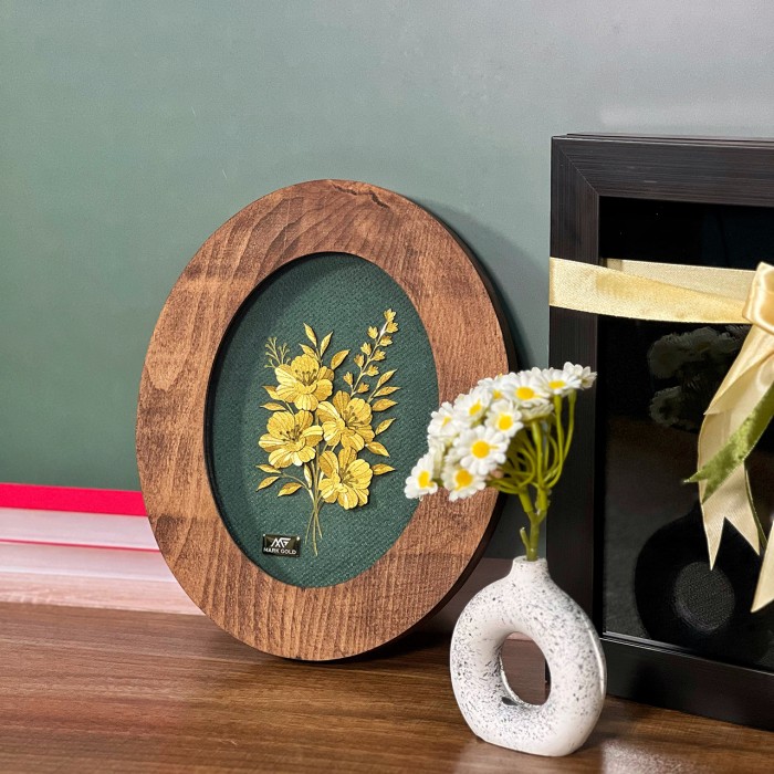 تابلو روکش طلا طرح سوسن سری زمرد