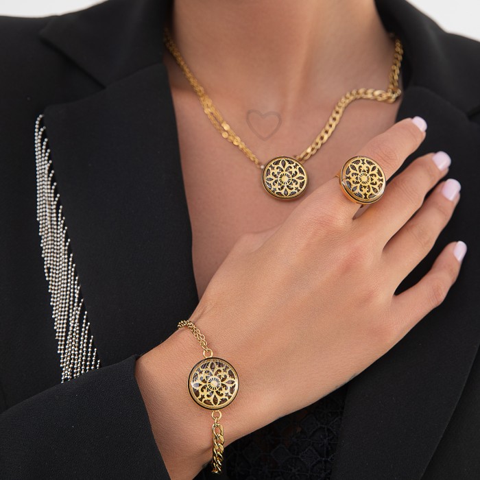 گردنبند دخترانه روکش طلا طرح افرا 