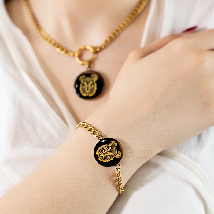 دستبند روکش طلا ماه تولد اردیبهشت سری رویال