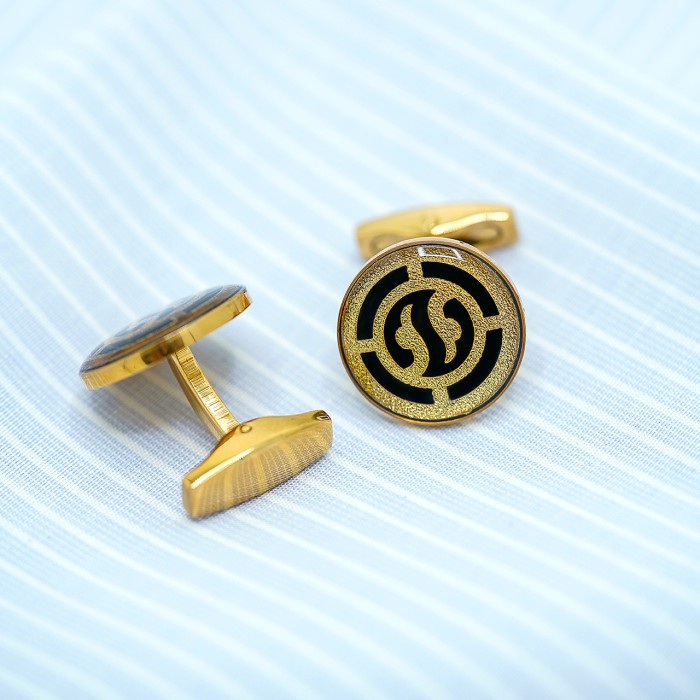 دکمه سردست روکش طلا طرح جاویدان