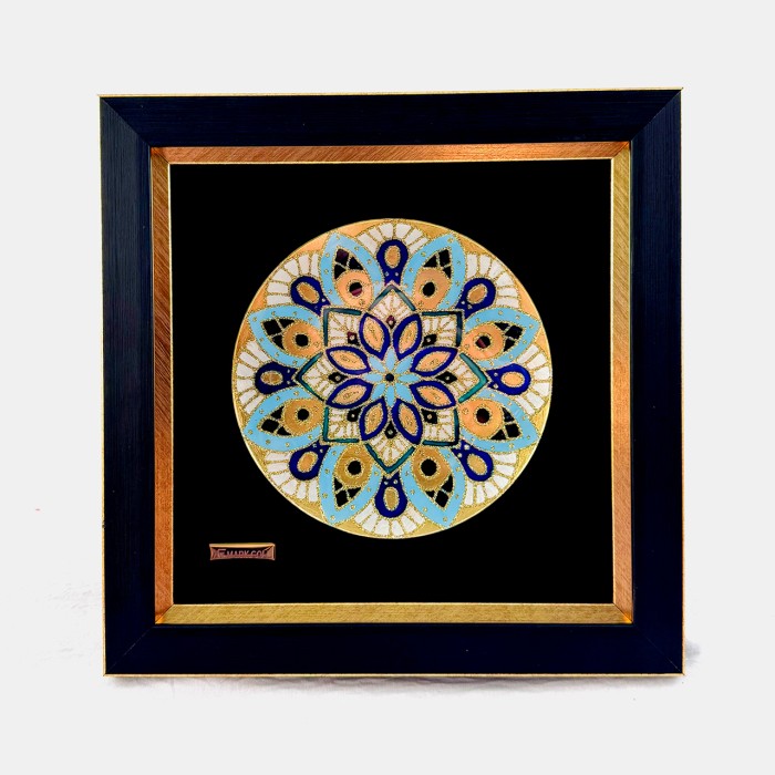 تابلو بشقاب ورق طلا سری پردیس طرح 11