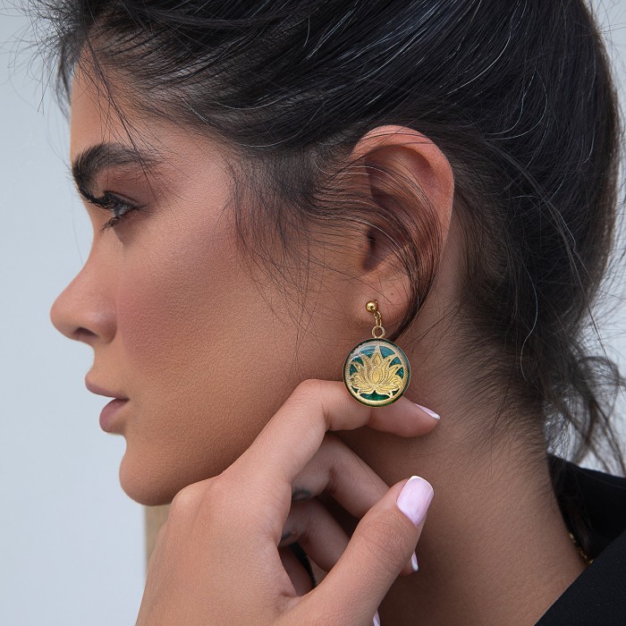 گوشواره روکش طلا طرح گل لوتوس